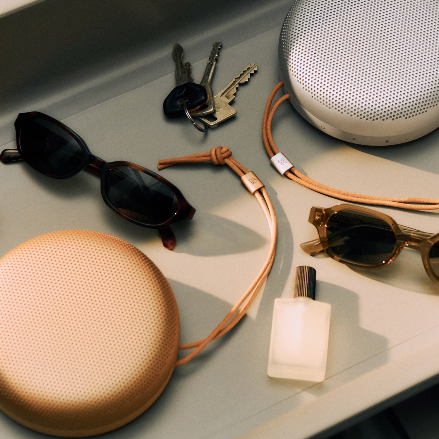 Bang & Olufsen B&O Beosound A1 3. Generation in Honey Tone und Natural Alumnium
