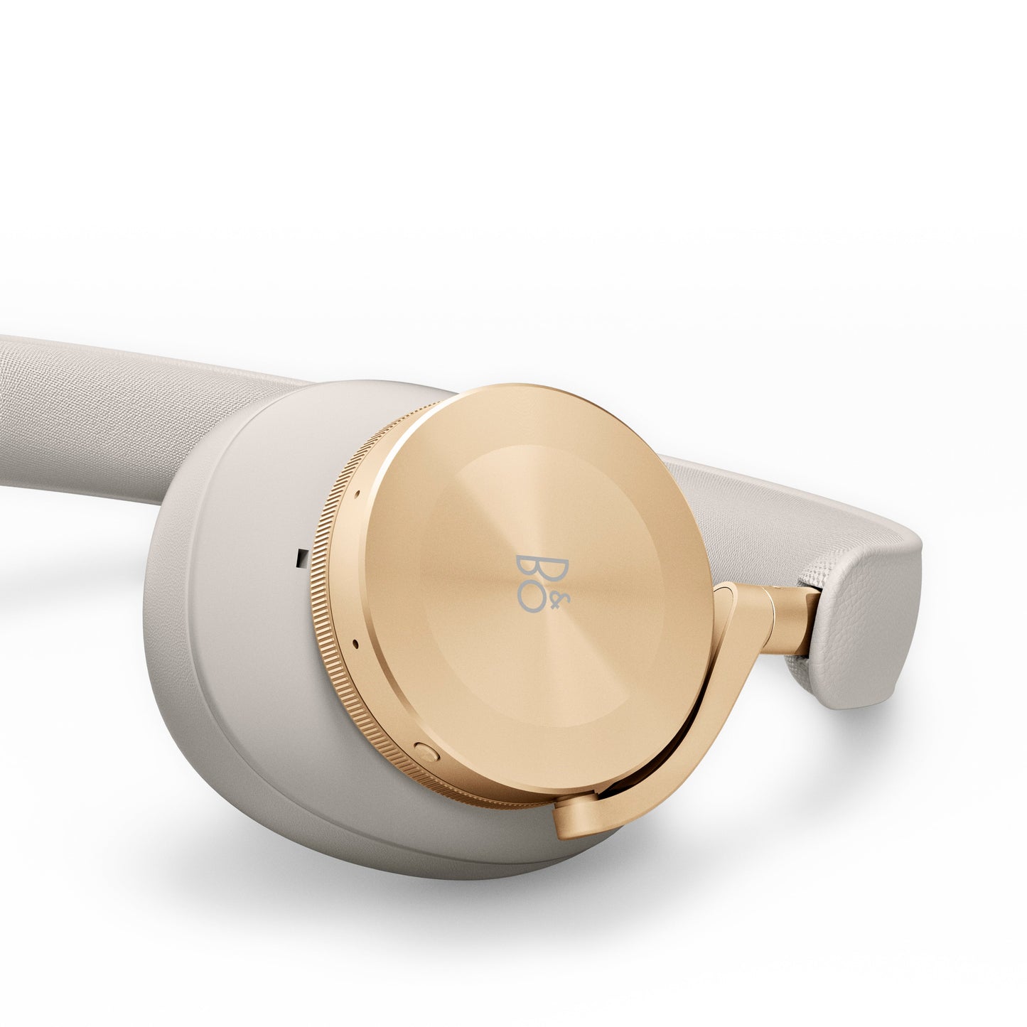 BeoPlay H95 gold tone