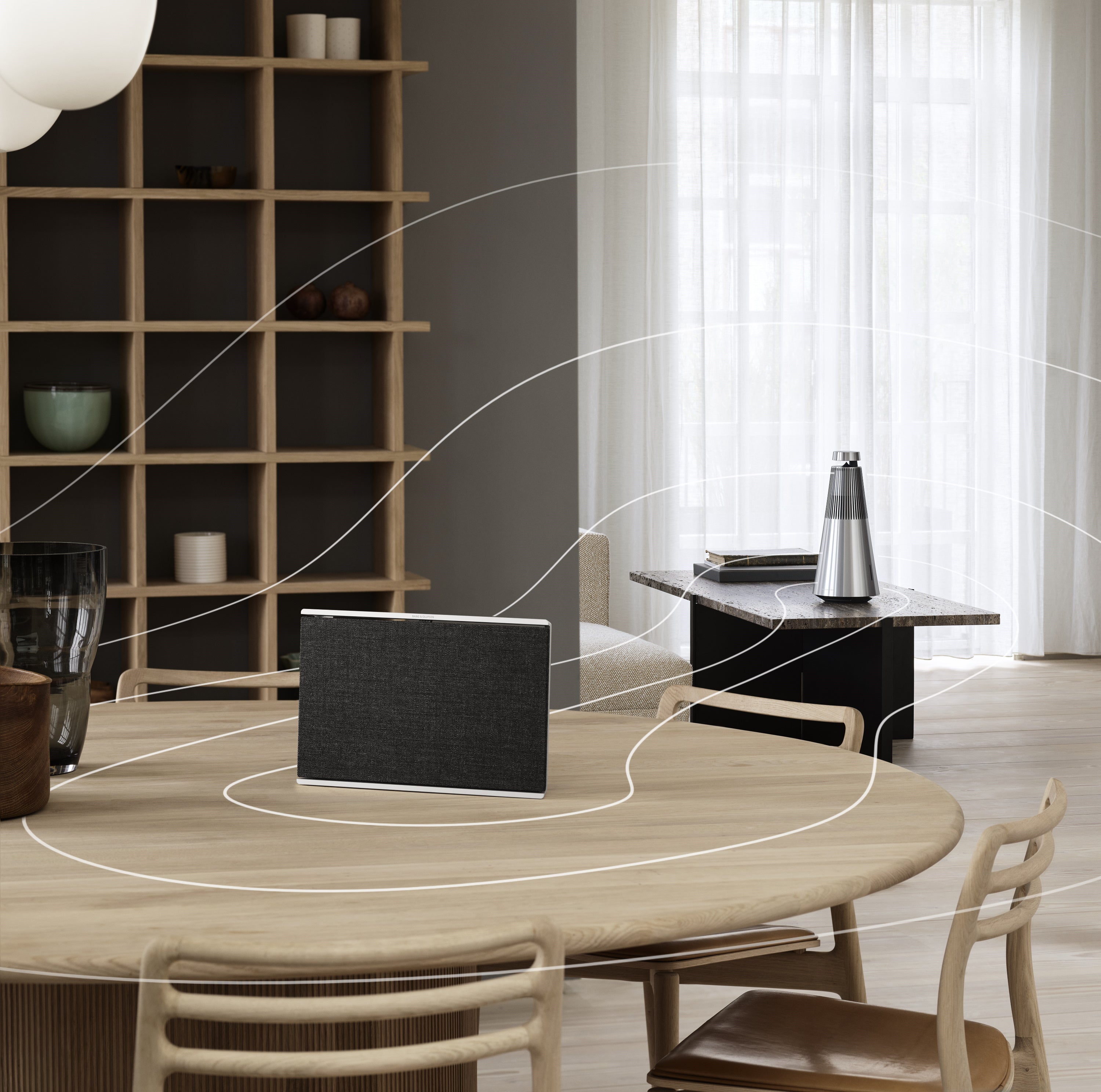 BeoSound Level in grey als Teil einer Multiroom- Konfiguration
