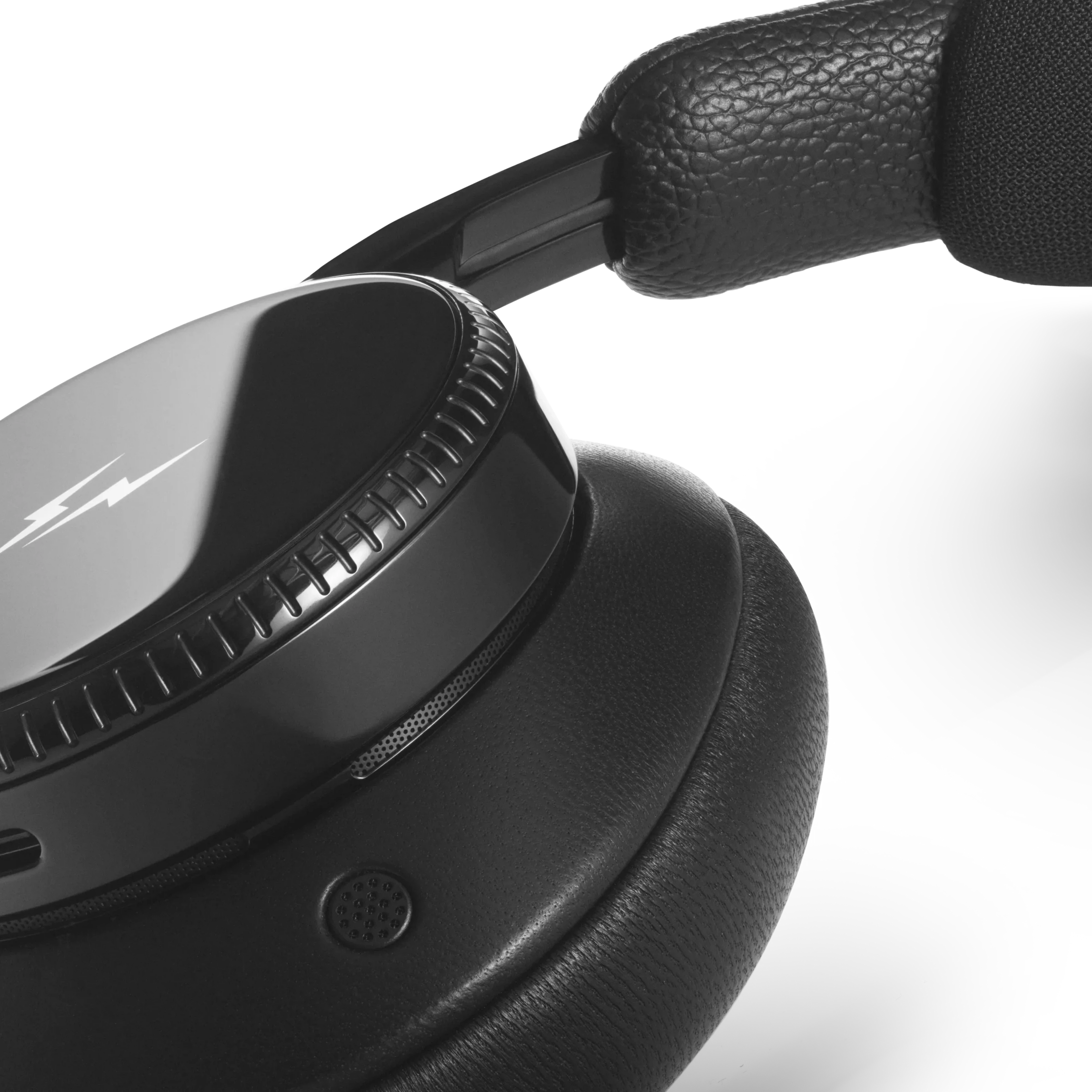 Beoplay H100