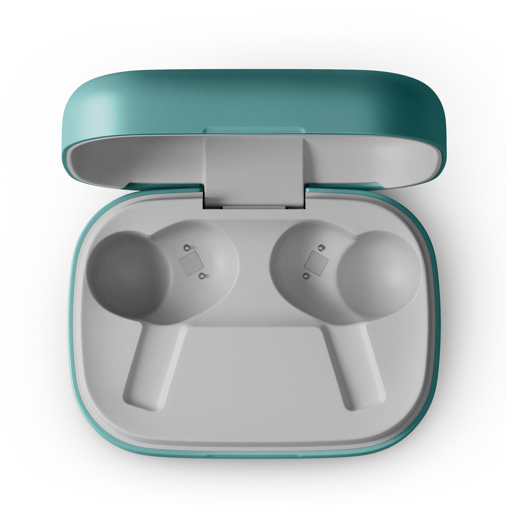 geöffnete Ladeschale des Beoplay Eleven In-Ear Kopfhörers von Bang & Olufsen in Eucalyptus Green