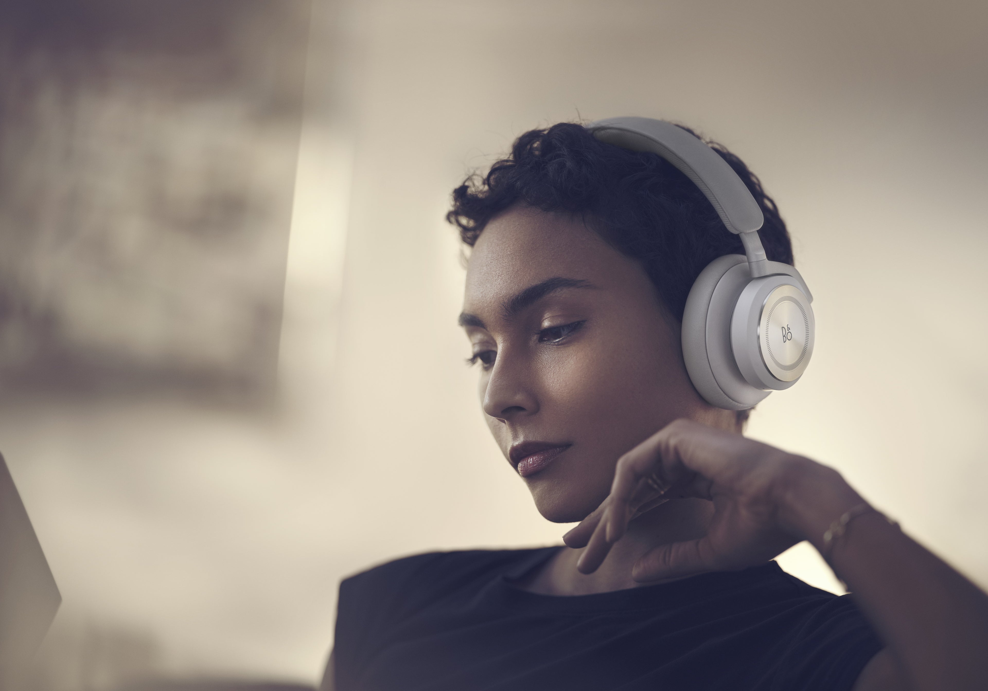 BeoPlay HX - Over-ear Kopfhörer mit Bang & Olufsen Signature Sound